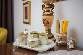 Romantic Luxury Rooms