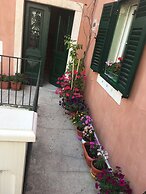 Romantic Luxury Rooms