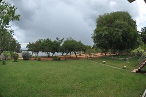 Lake View Bungalow Yala