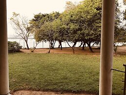 Lake View Bungalow Yala