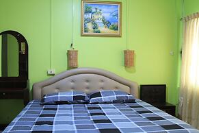 Swan Inn2 Guest House