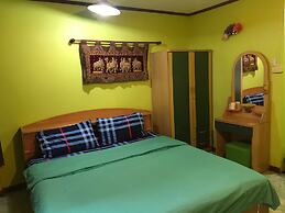 Swan Inn2 Guest House