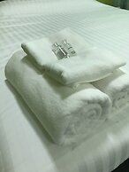 Swan Inn2 Guest House