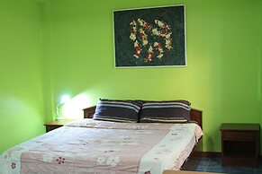 Swan Inn2 Guest House