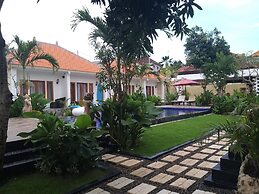 Adi Abian Villas