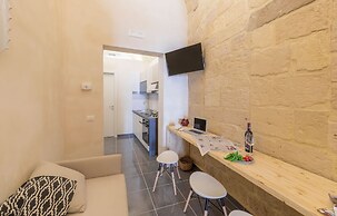 Balbo Suites & Apartments