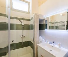 Balbo Suites & Apartments