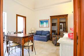 Palazzo Candido Suites & Apartment