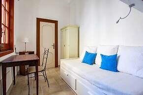 Palazzo Candido Suites & Apartment