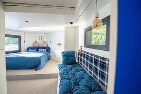 Péniche Carpe Diem La Rivière House