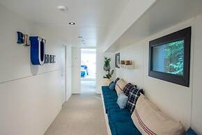 Péniche Carpe Diem La Rivière House