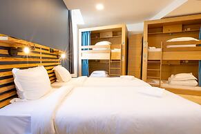 The People - Marseille - Hostel