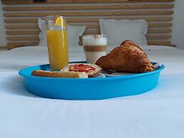 The People - Marseille - Hostel