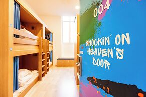 The People - Marseille - Hostel