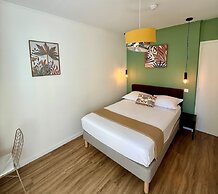 Logis Hotel Le Blason de Provence