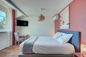 Logis Hotel Le Blason de Provence