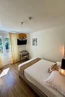 Logis Hotel Le Blason de Provence