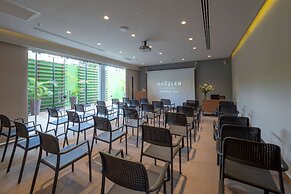 Dazzler by Wyndham Ciudad del Este