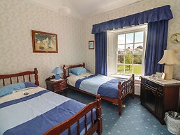 Cairbre House