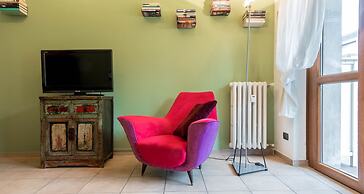 JOIVY Cozy Flat for 4 w/ Patio, Nearby Navigli