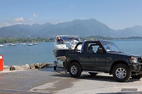 Camping Garden Tourist