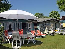 Camping Garden Tourist