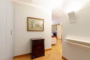 JOIVY Lovely Apt with Communal Pool in Nervi