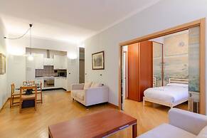 JOIVY Lovely Apt with Communal Pool in Nervi