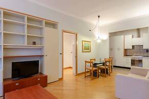 JOIVY Lovely Apt with Communal Pool in Nervi
