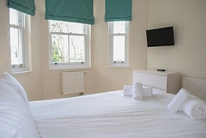 6 Combehaven