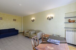 JOIVY Light Flat for 5 in the Heart of Bogliasco