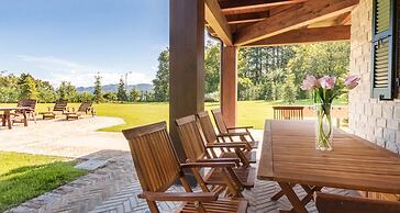 JOIVY MAS Avilo Villa Bobbio