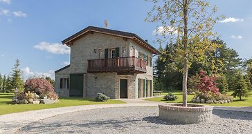 JOIVY MAS Avilo Villa Bobbio