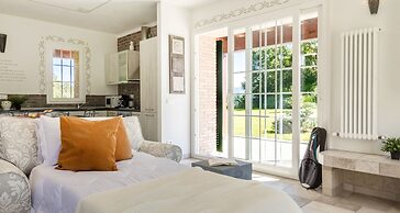 JOIVY MAS Avilo Villa Bobbio