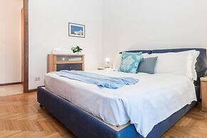 JOIVY Como Borgo Vico Apartment with Terrace