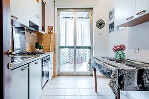 JOIVY Como Borgo Vico Apartment with Terrace