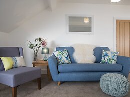 The Towers - Castell