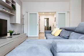 JOIVY Milano Fiera Cozy & Elegant Apartment