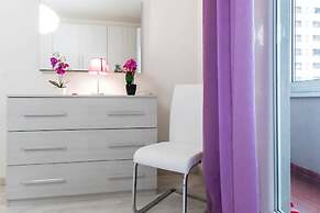 JOIVY Milano Fiera Cozy & Elegant Apartment