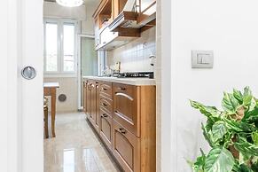 JOIVY Milano Fiera Cozy & Elegant Apartment