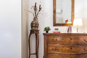 JOIVY Casa Pupa near Navigli Nightlife