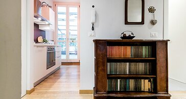 JOIVY Casa Pupa near Navigli Nightlife