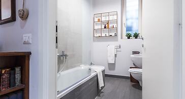 JOIVY Casa Pupa near Navigli Nightlife