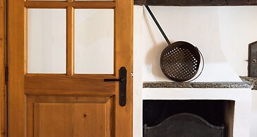 JOIVY Antica Regina del Lago di Como