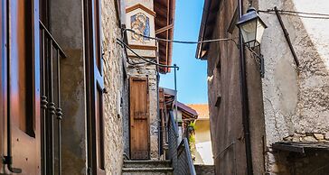 JOIVY Antica Regina del Lago di Como