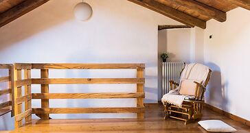 JOIVY Antica Regina del Lago di Como