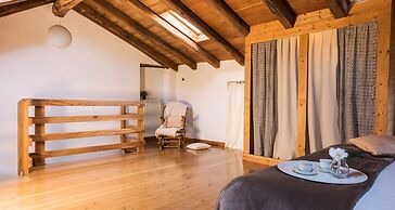 JOIVY Antica Regina del Lago di Como