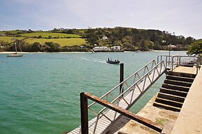4 The Salcombe