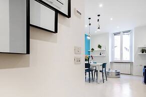 JOIVY Smart Apartment Near S.agostino Metro