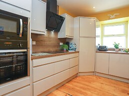 Gadlys House - Beau View